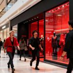 Cómo los colores rojo y negro en los sitios influyen en tus compras impulsivas